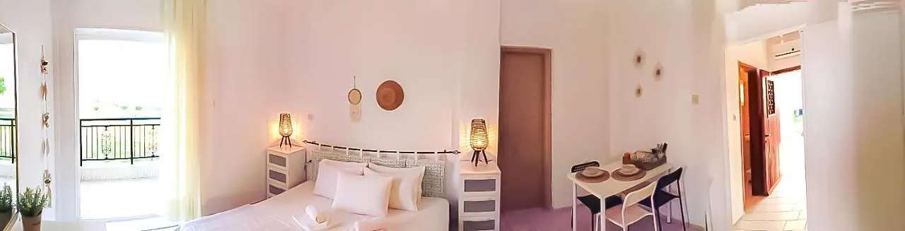 Villa Maravgia Apartment Α Akti Salonikiou 0*,